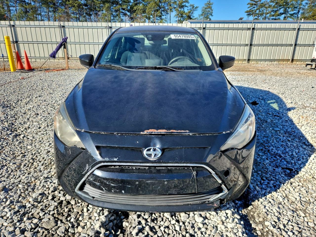2016 TOYOTA SCION