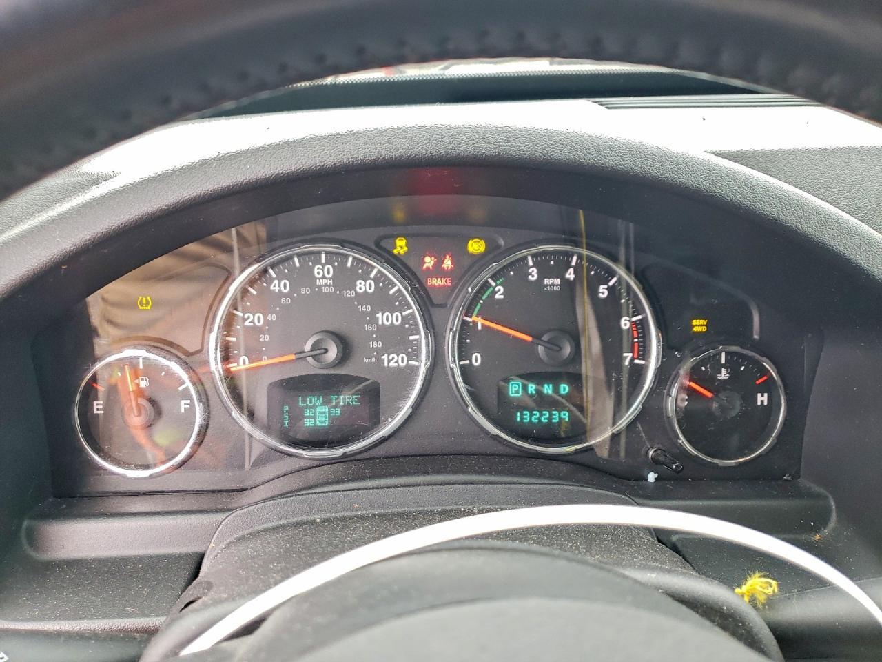 2012 JEEP Liberty