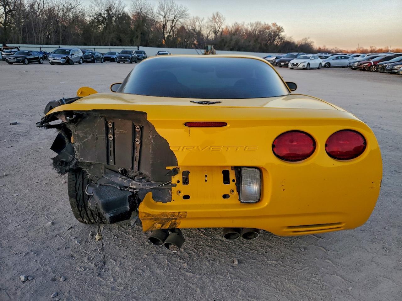 2004 CHEVROLET CORVETTE