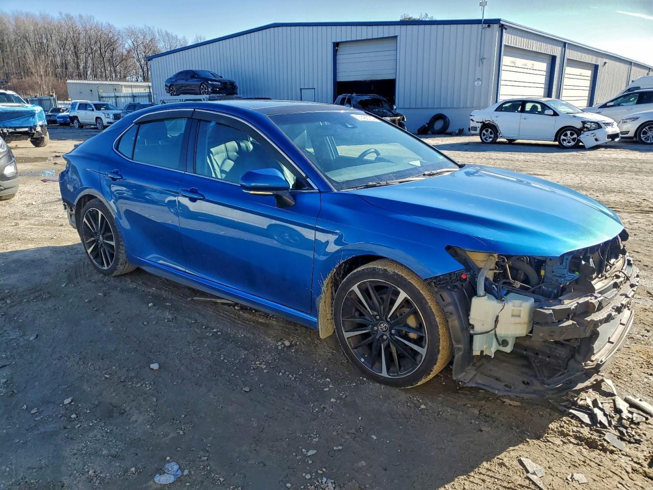 2018 TOYOTA CAMRY
