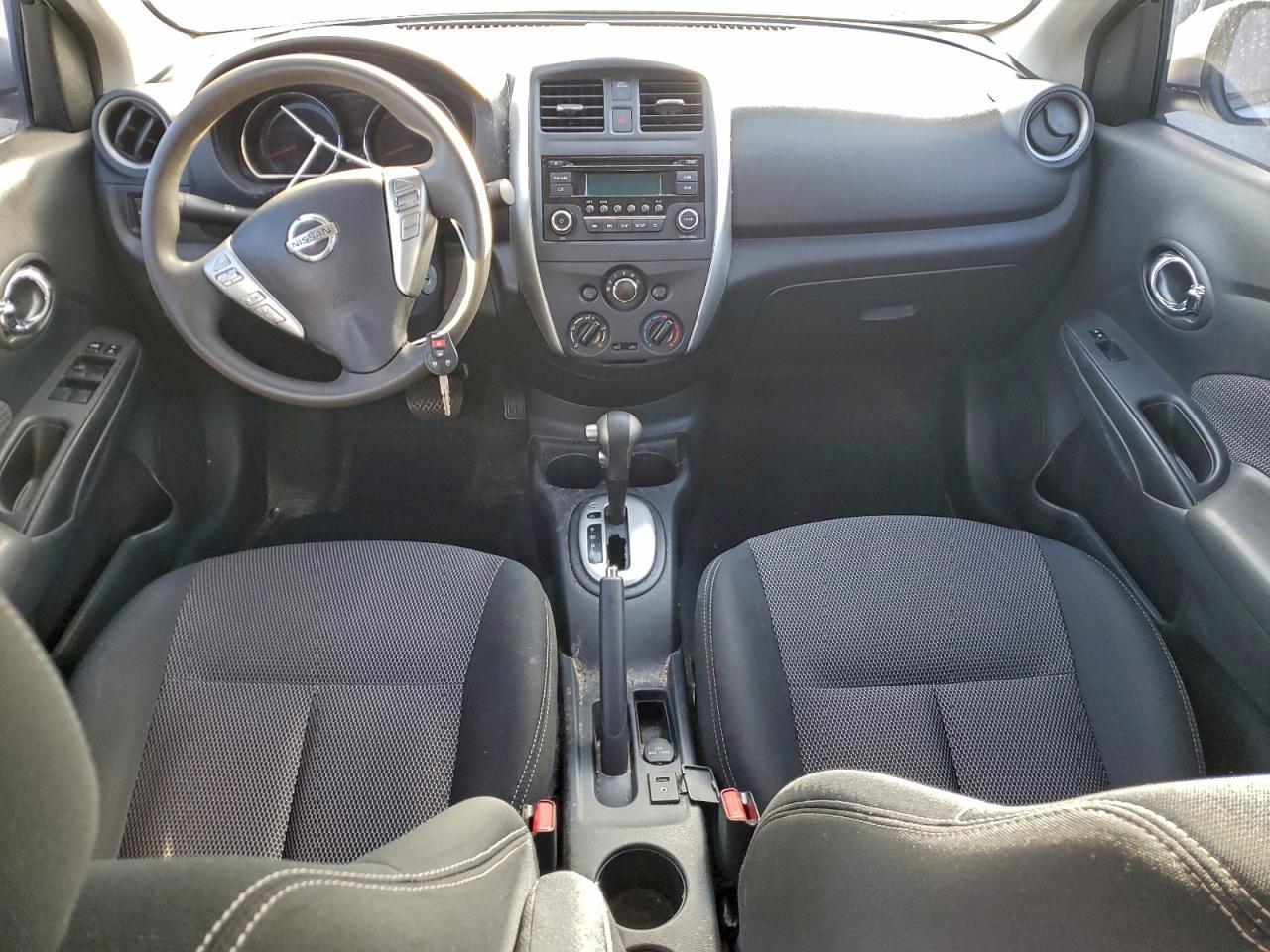 2015 NISSAN VERSA