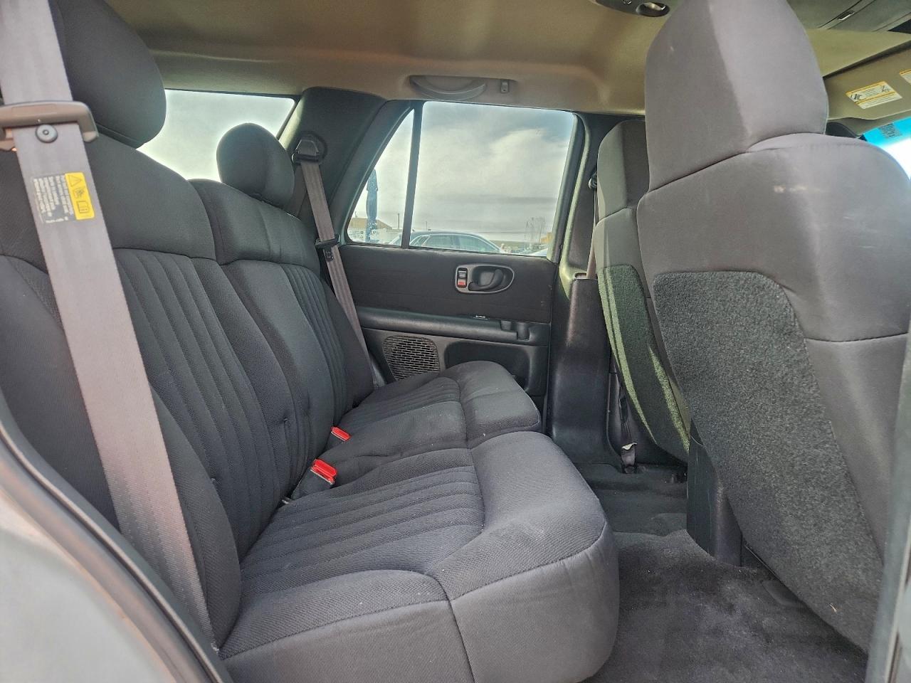 2004 CHEVROLET BLAZER