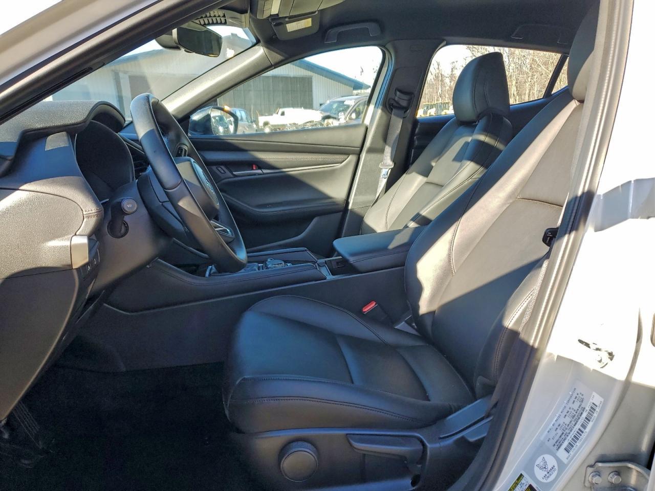 2025 MAZDA 3