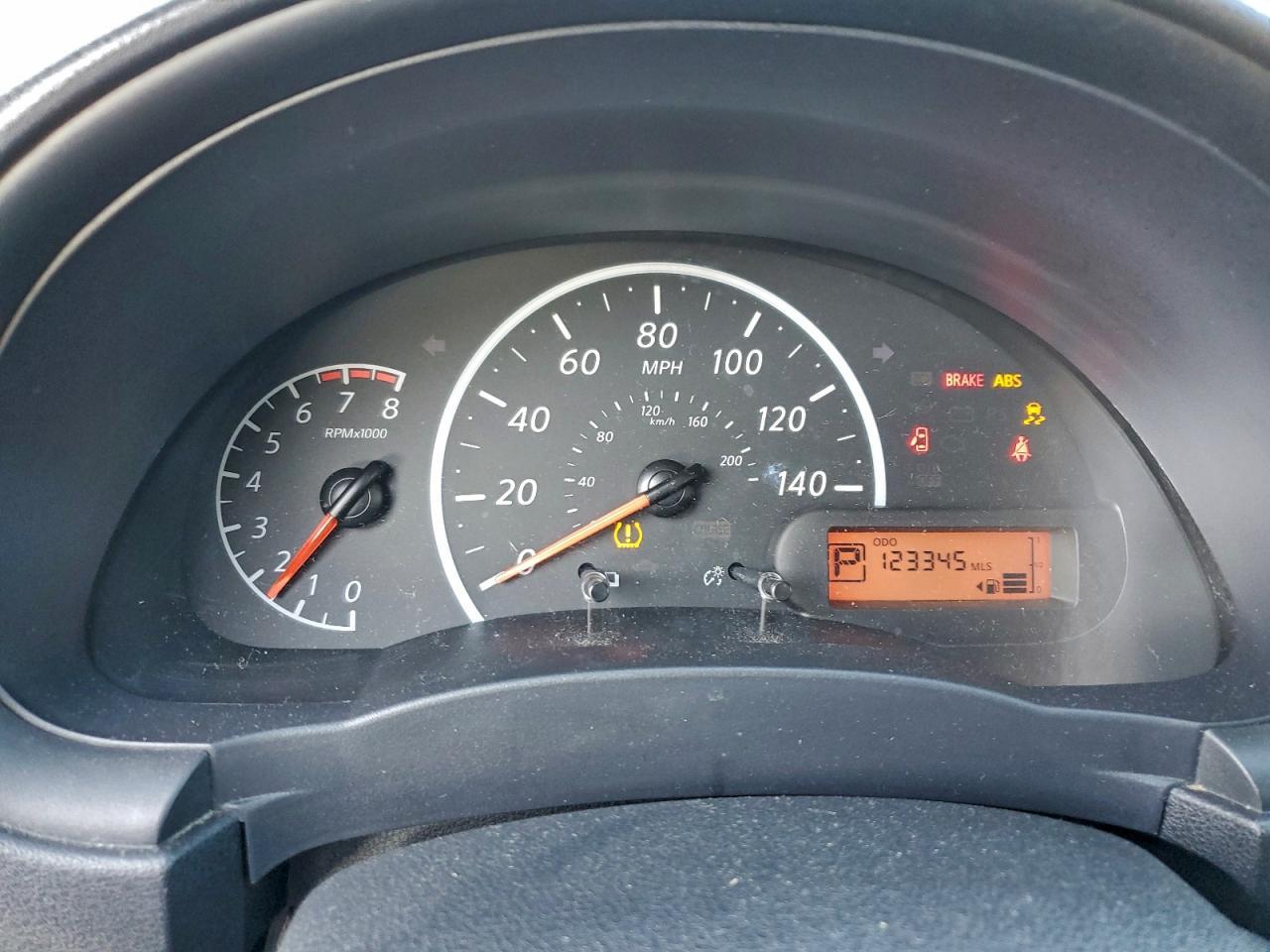 2018 NISSAN VERSA