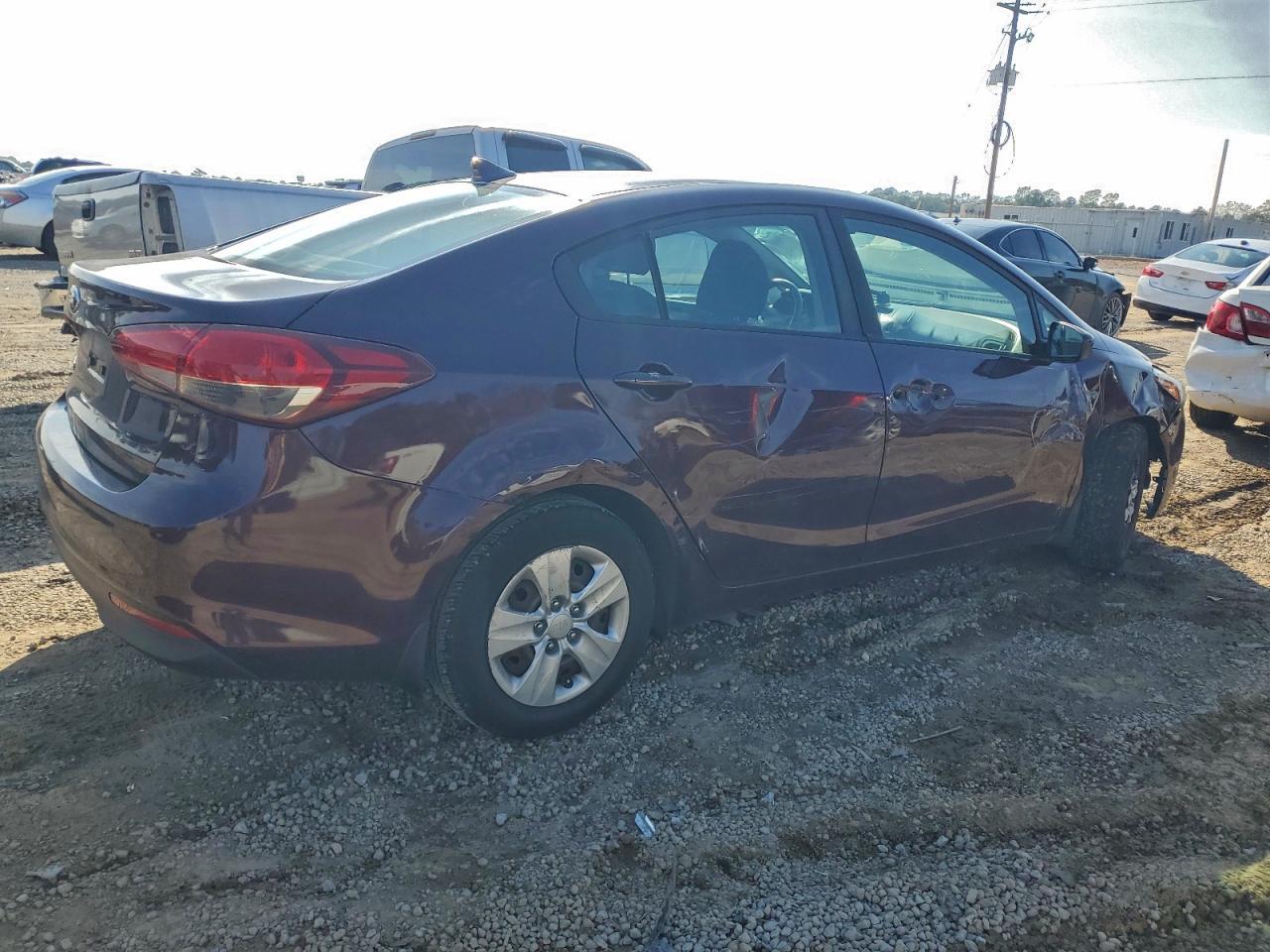 2017 KIA FORTE
