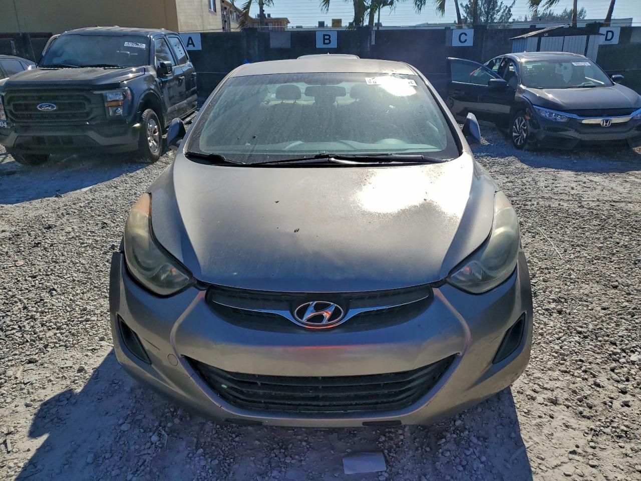 2013 HYUNDAI ELANTRA