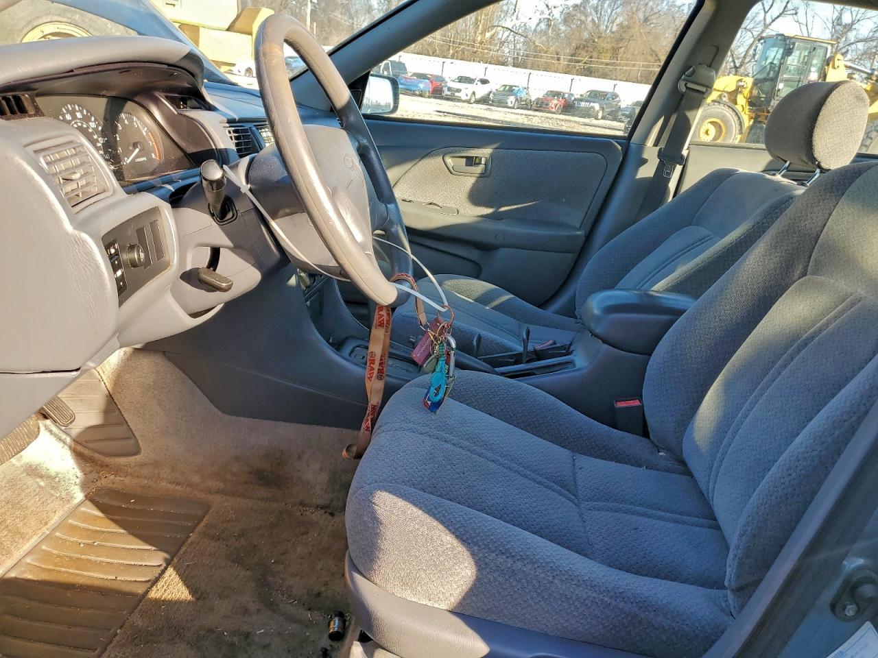 2001 TOYOTA CAMRY