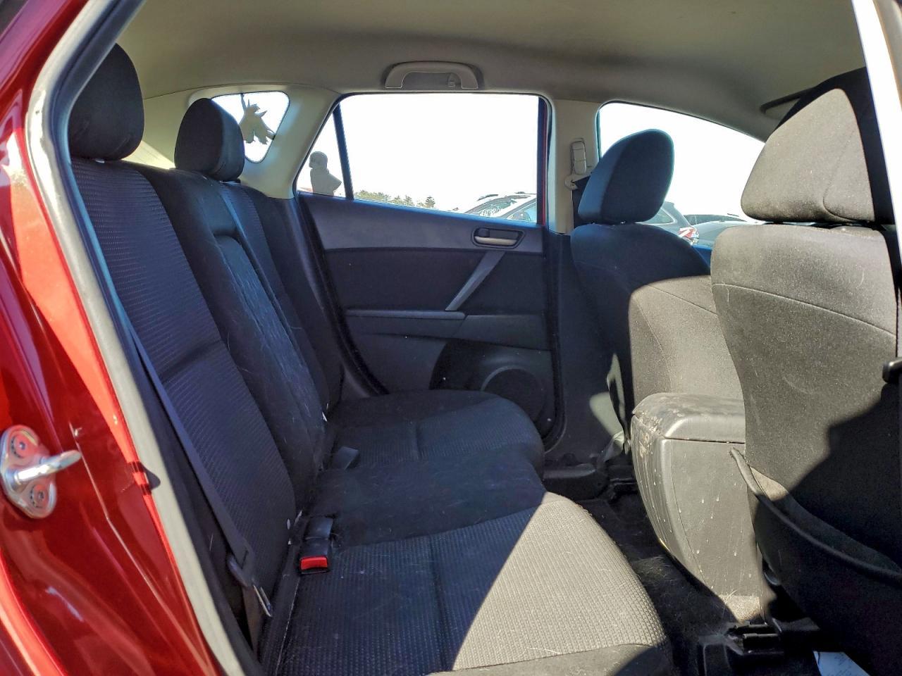 2013 MAZDA 3