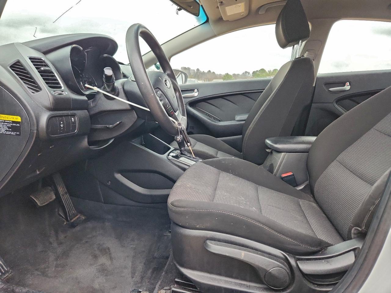 2017 KIA FORTE