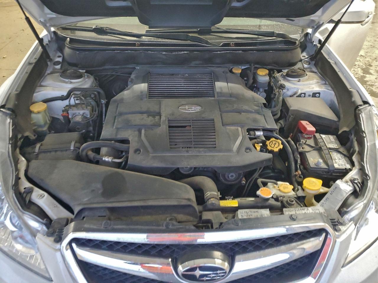 2010 SUBARU Legacy