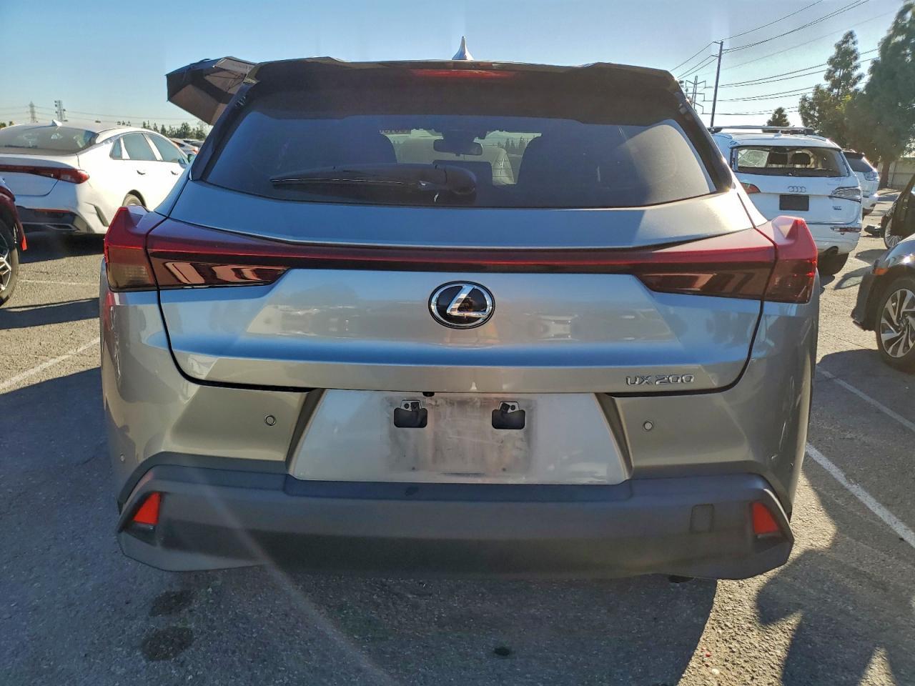 2022 LEXUS UX 200
