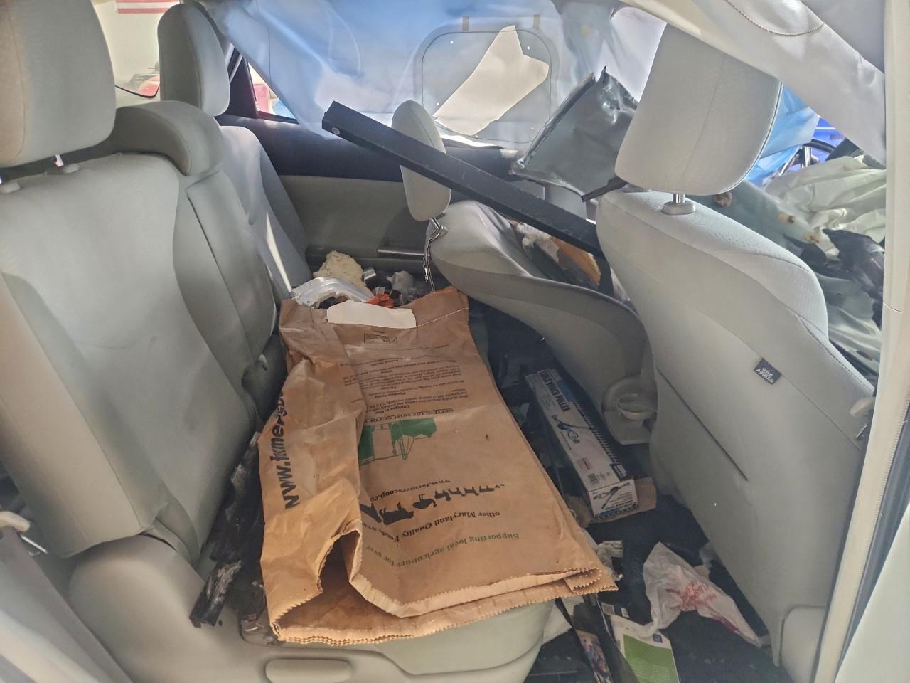 2012 TOYOTA PRIUS V