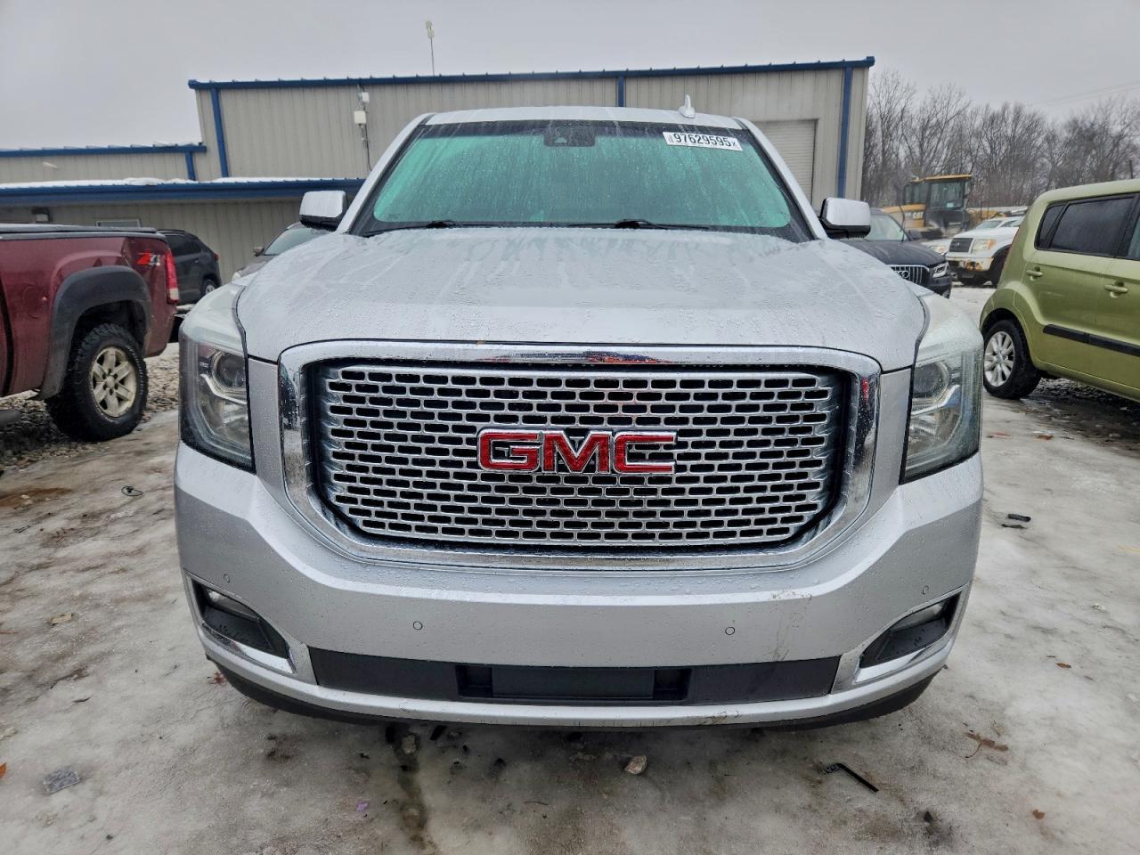 2017 GMC Yukon