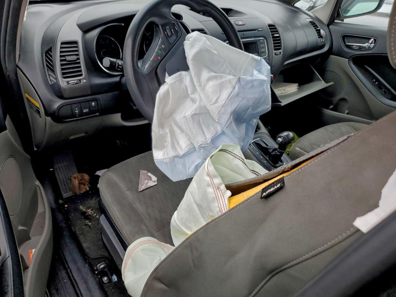 2015 KIA FORTE