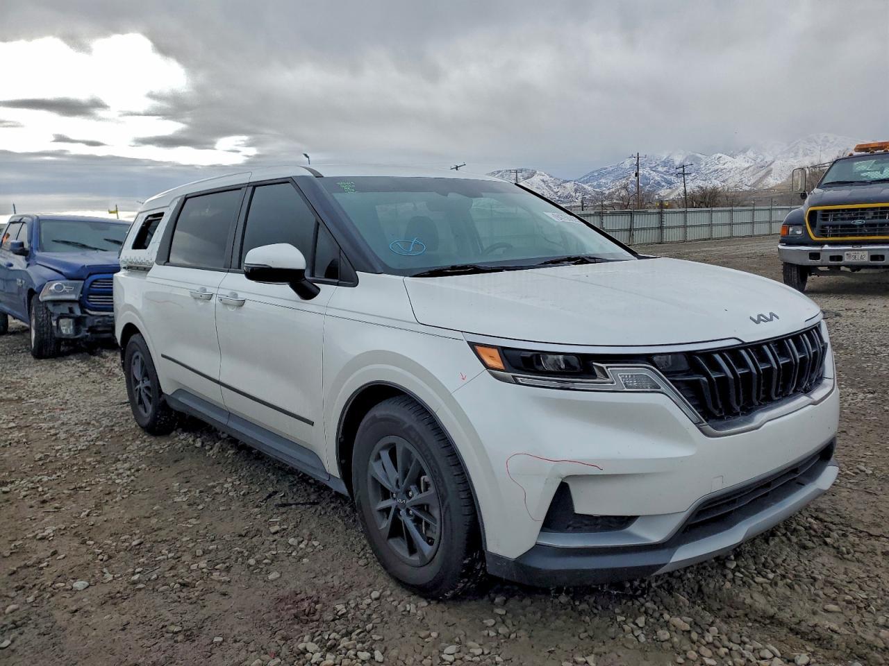 2024 KIA Carnival