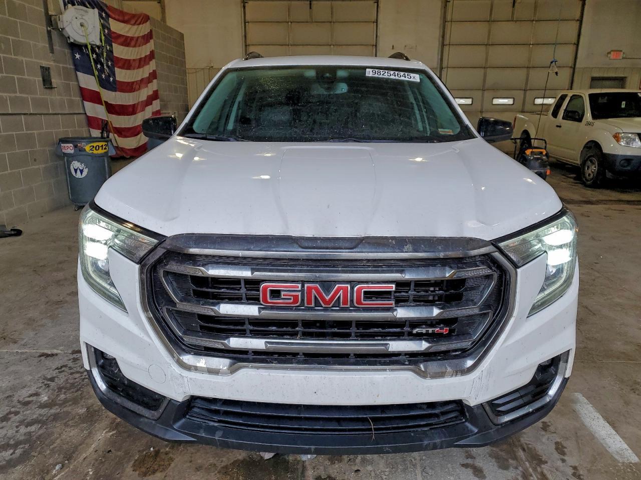 2023 GMC Terrain