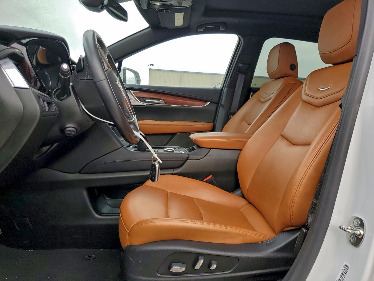 2024 CADILLAC XT5