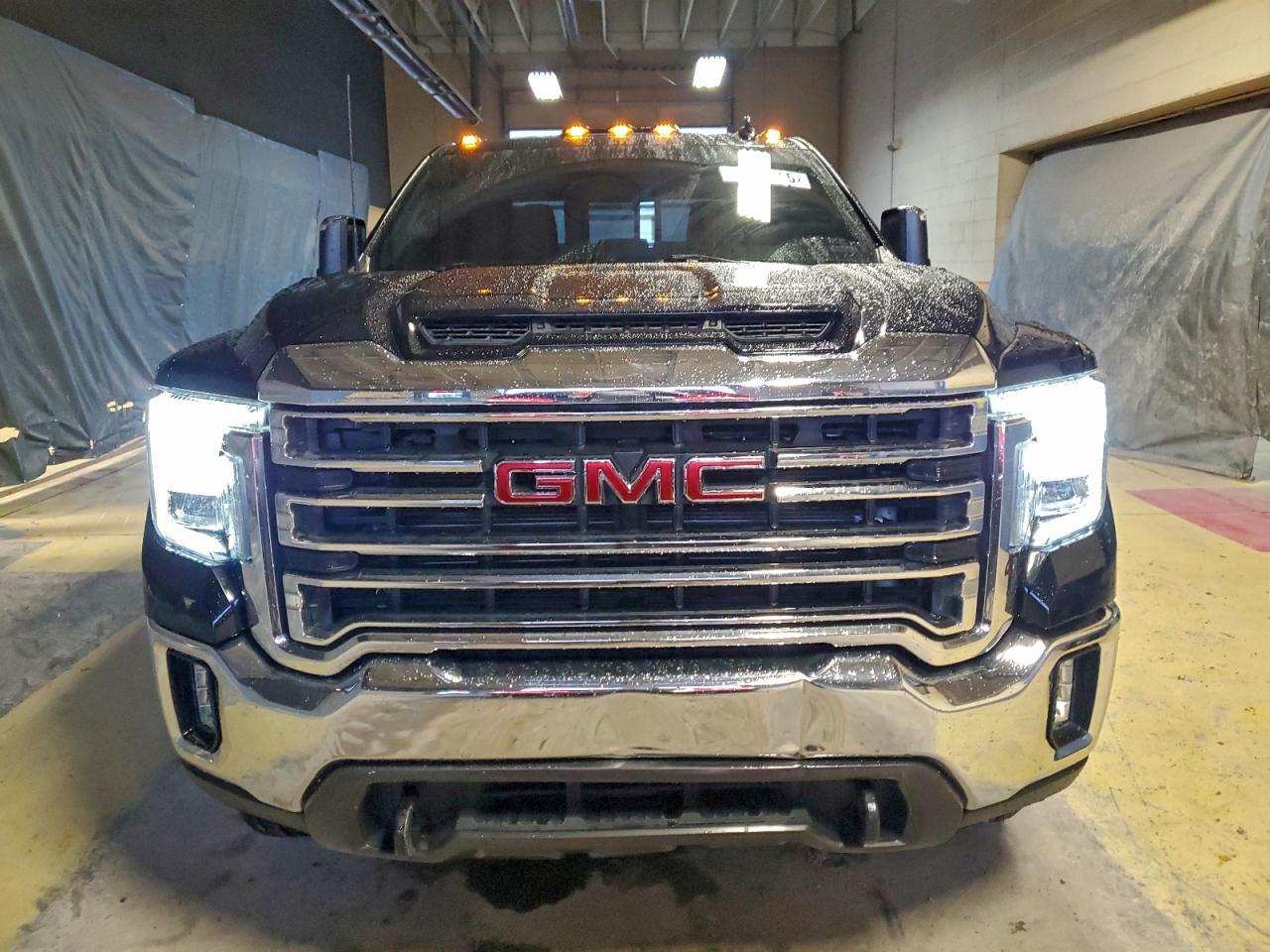 2020 GMC Sierra
