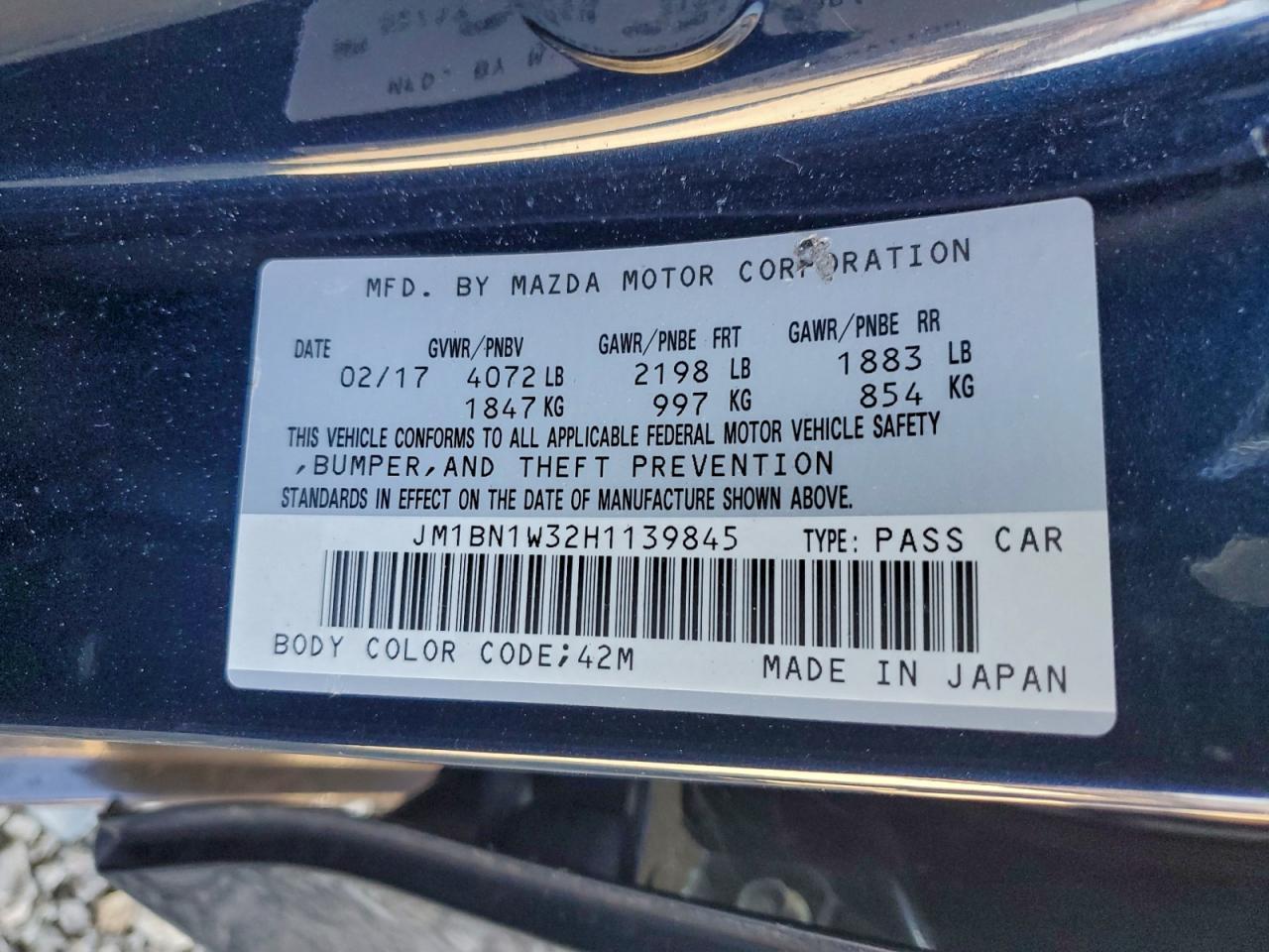 2017 MAZDA 3