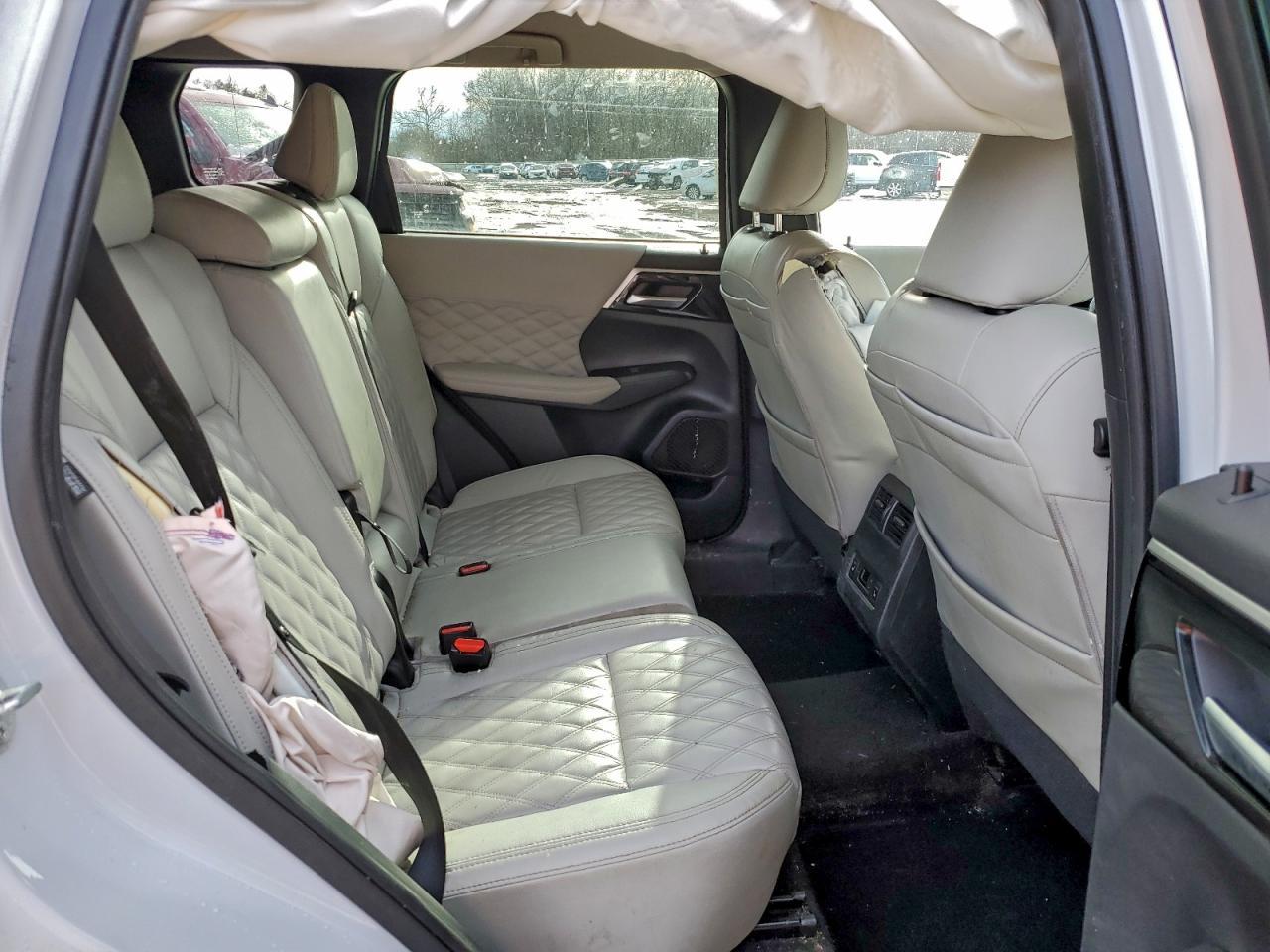 2022 MITSUBISHI outlander