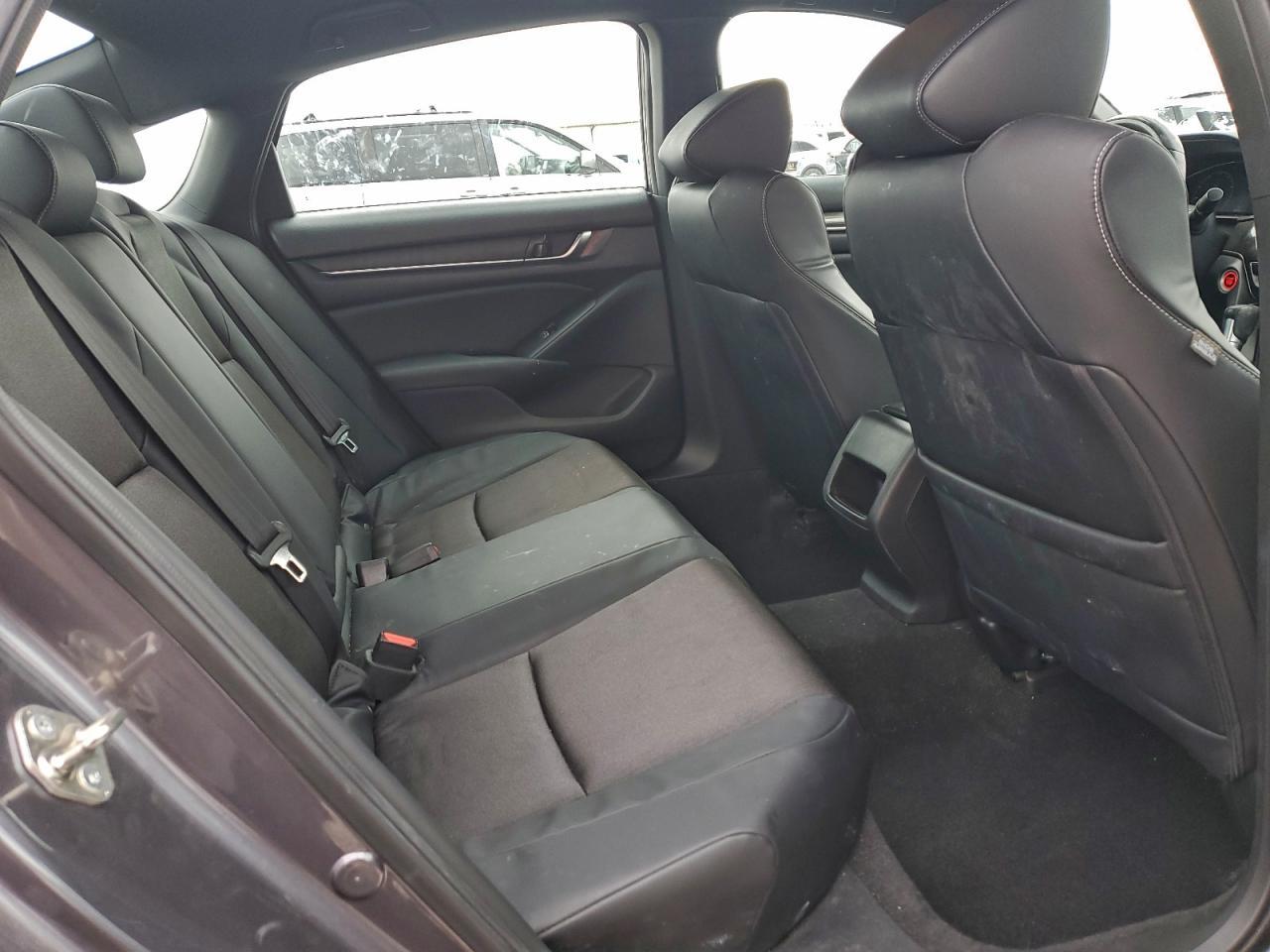 2018 HONDA ACCORD
