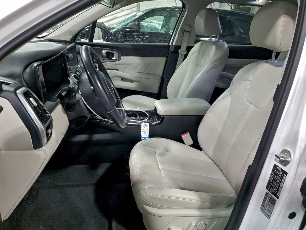 2022 KIA SORENTO
