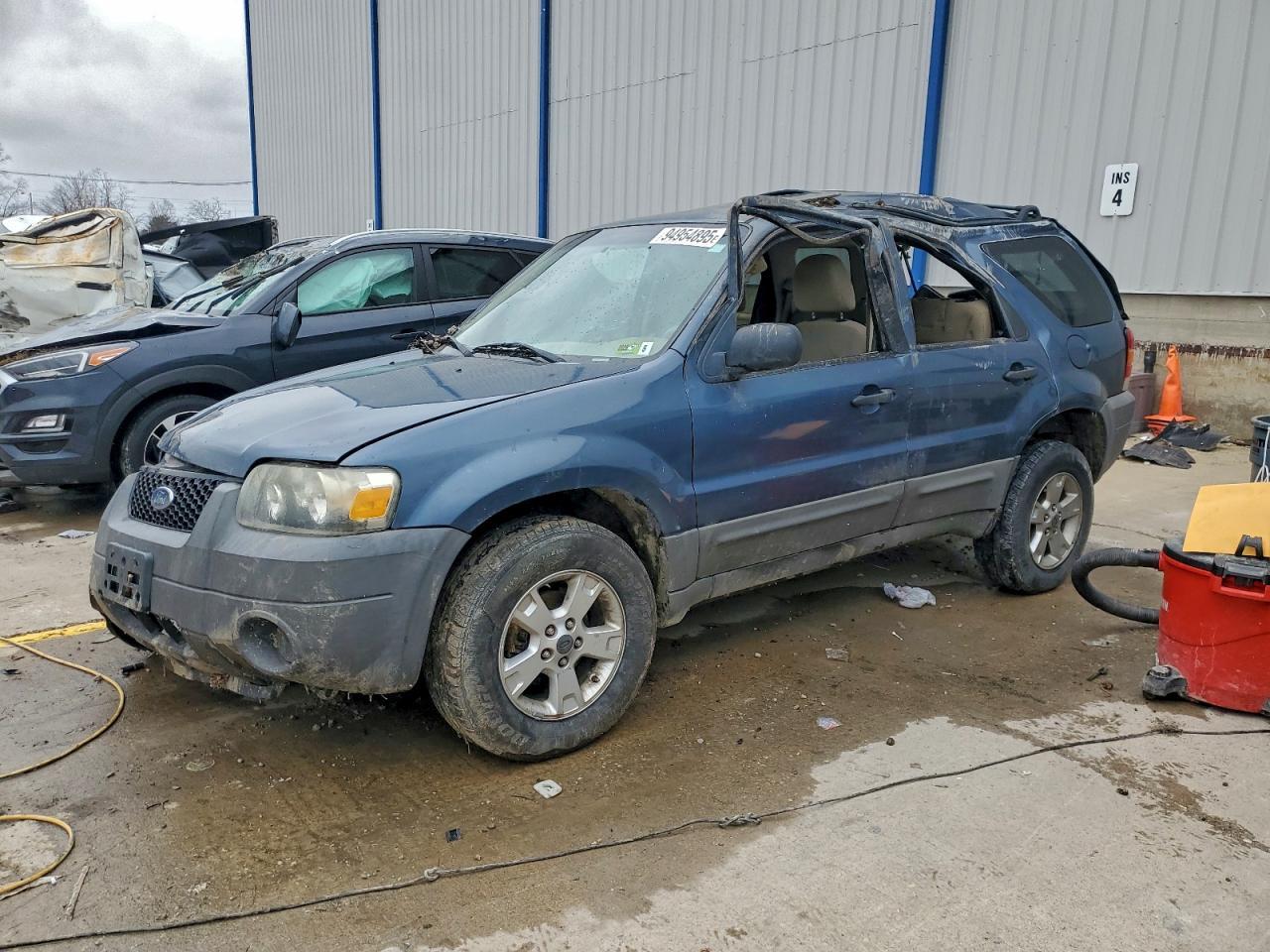 2006 FORD ESCAPE