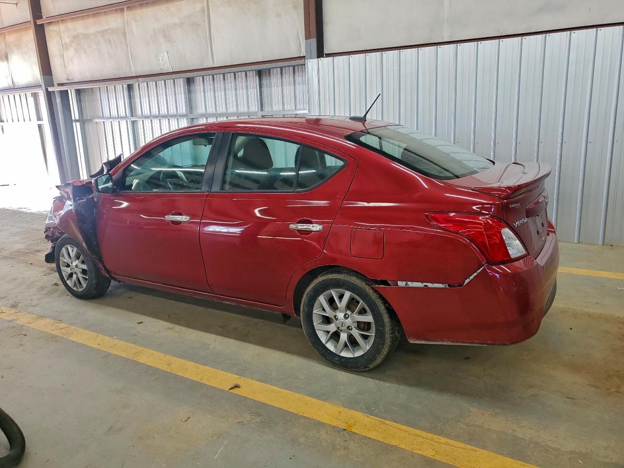 2018 NISSAN VERSA