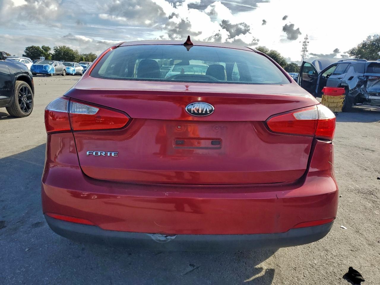 2014 KIA FORTE