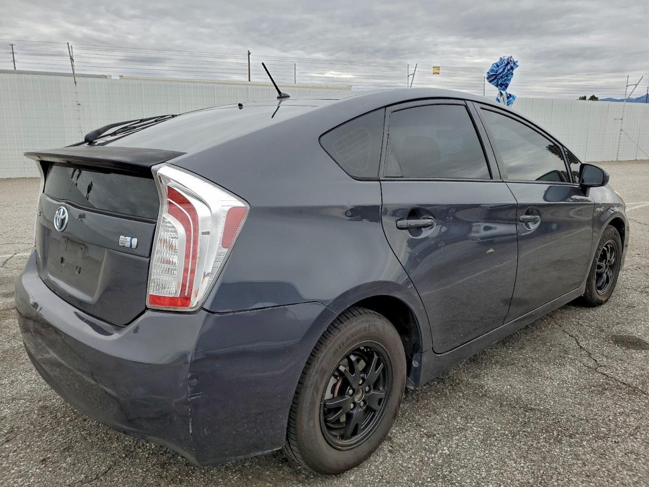 2012 TOYOTA PRIUS