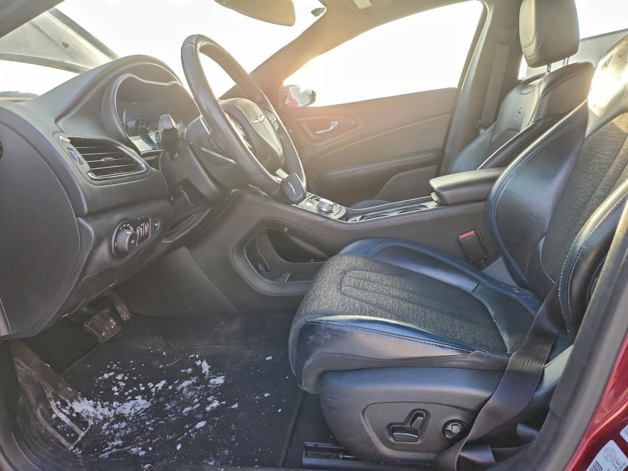 2015 CHRYSLER 200