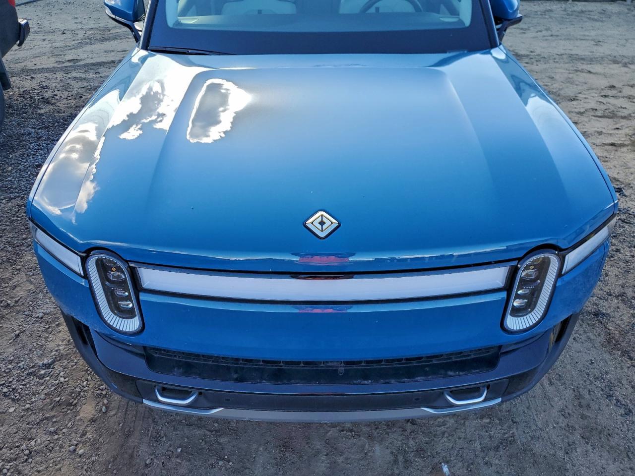 2022 RIVIAN R1t