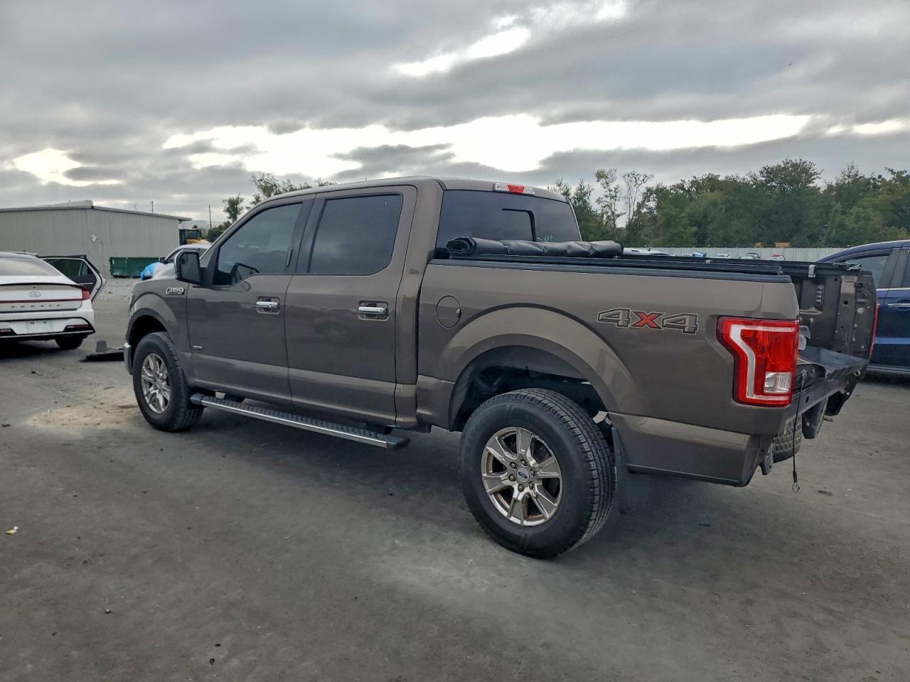 2016 FORD F-150