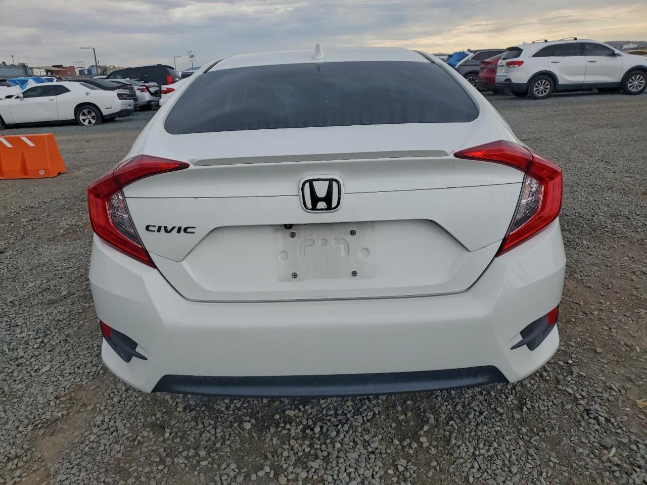 2016 HONDA CIVIC