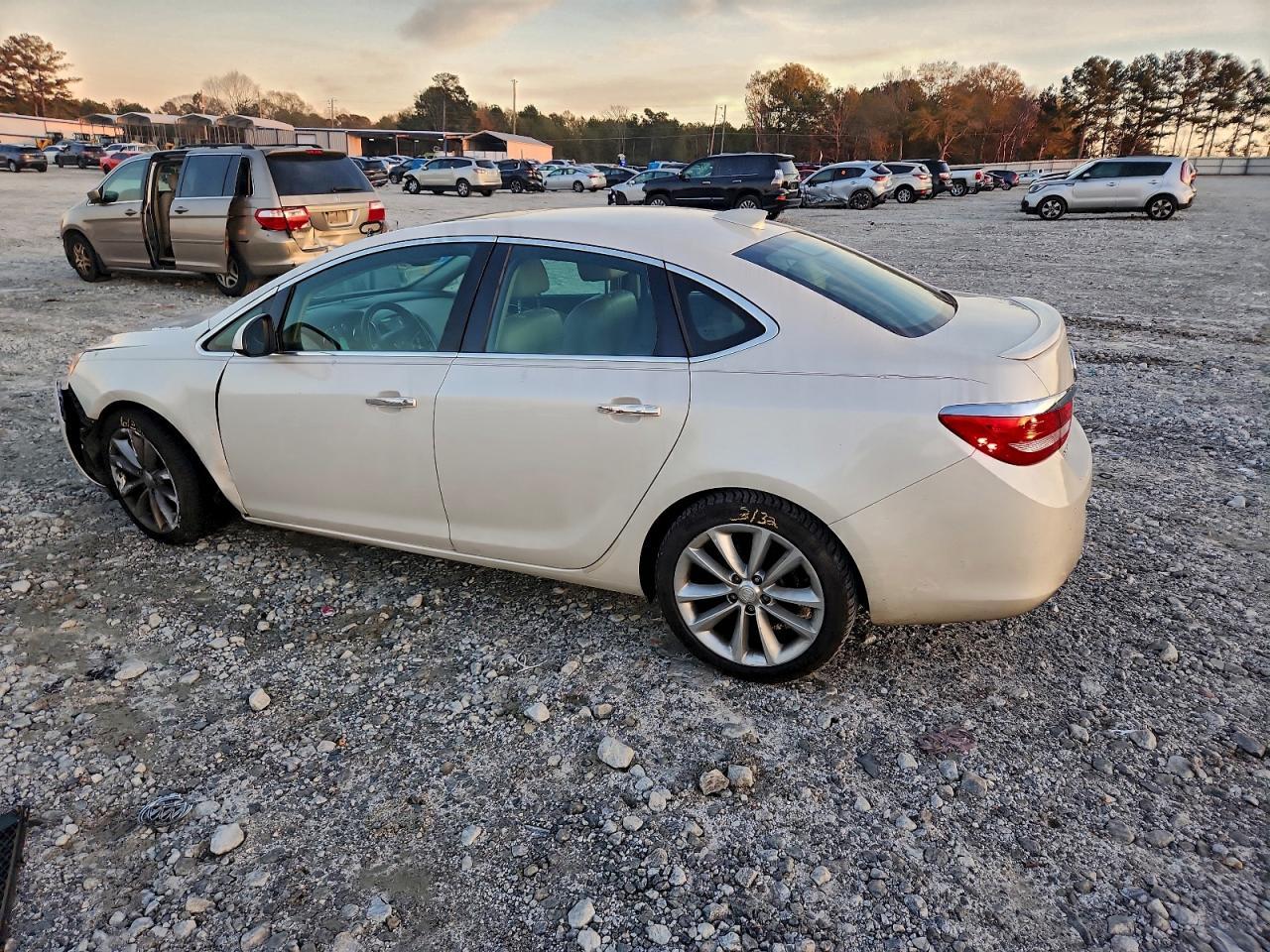 2016 BUICK VERANO