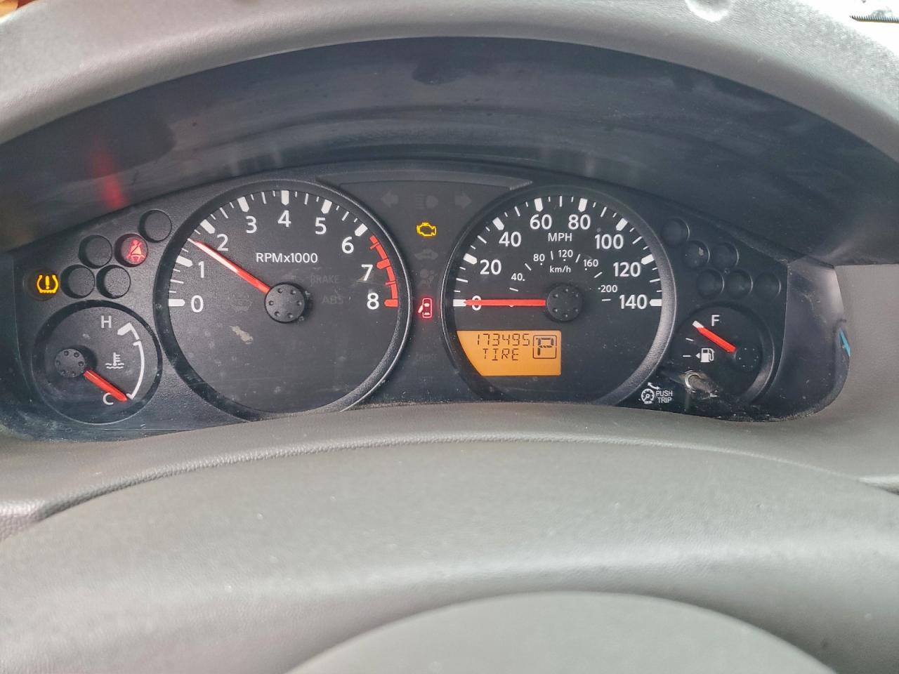 2014 NISSAN Frontier
