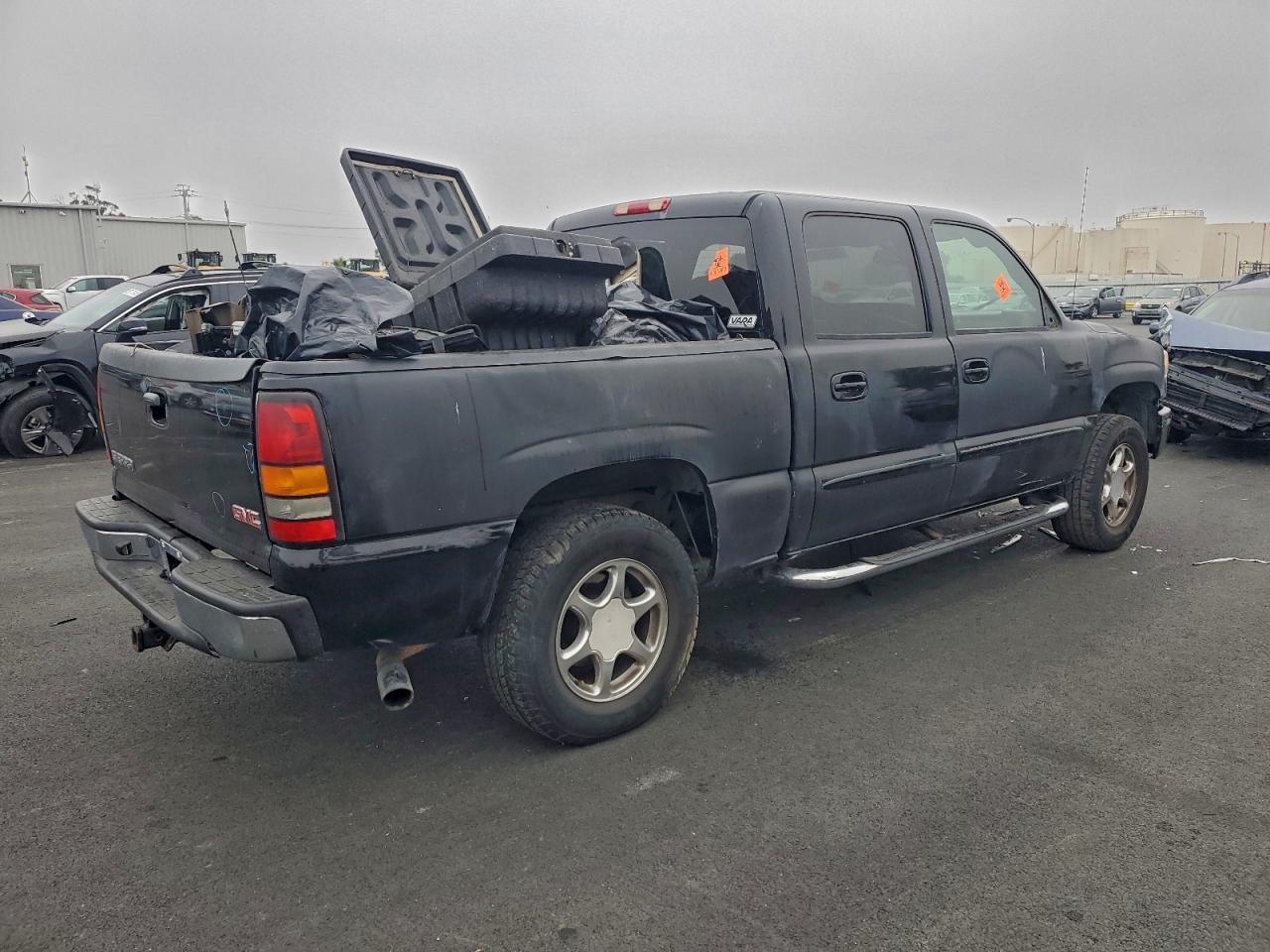 2005 GMC Sierra