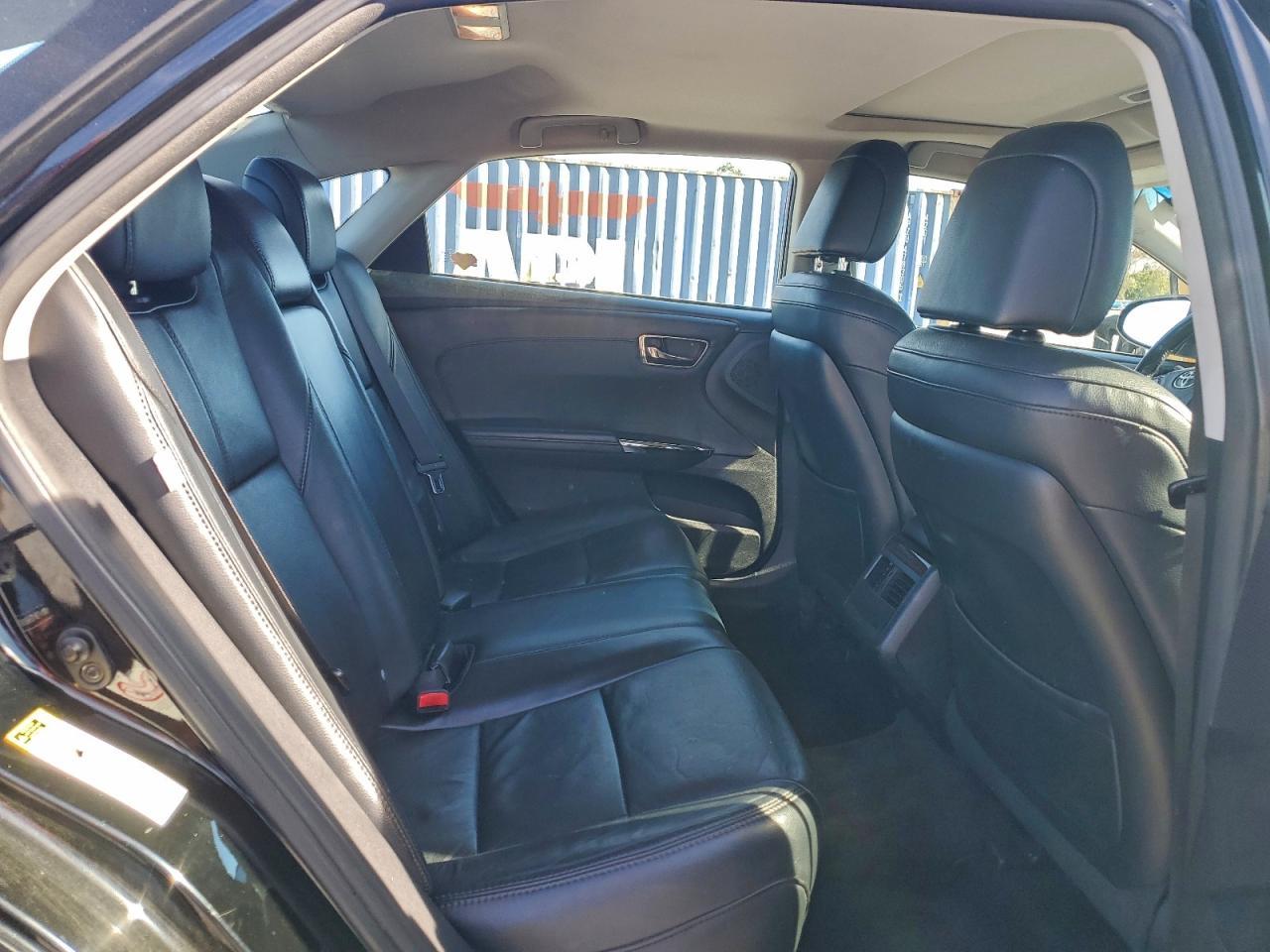 2013 TOYOTA Avalon