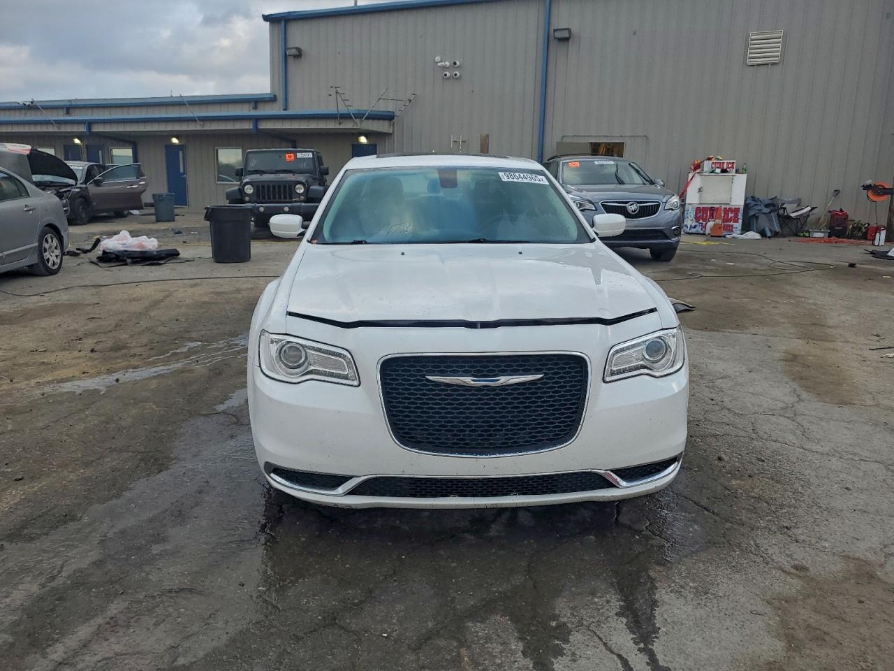 2016 CHRYSLER 300
