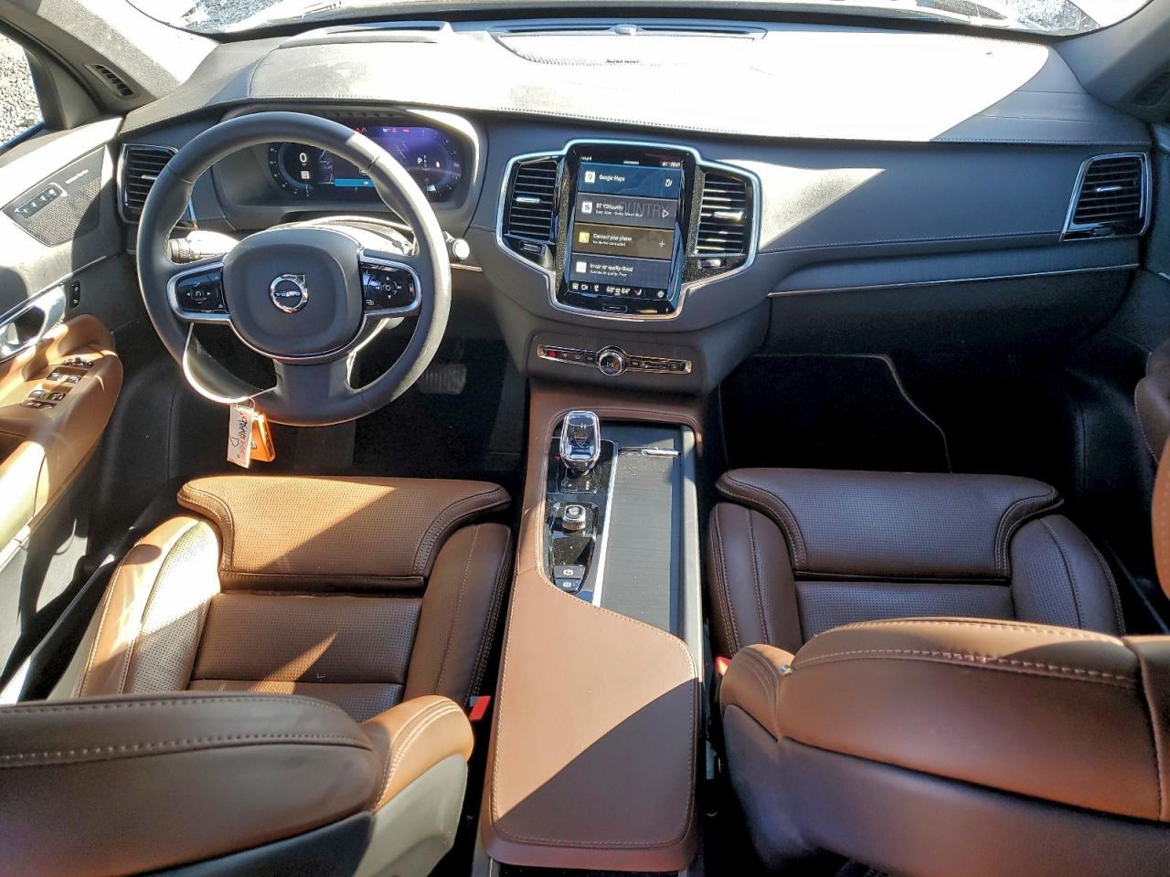 2025 VOLVO XC90