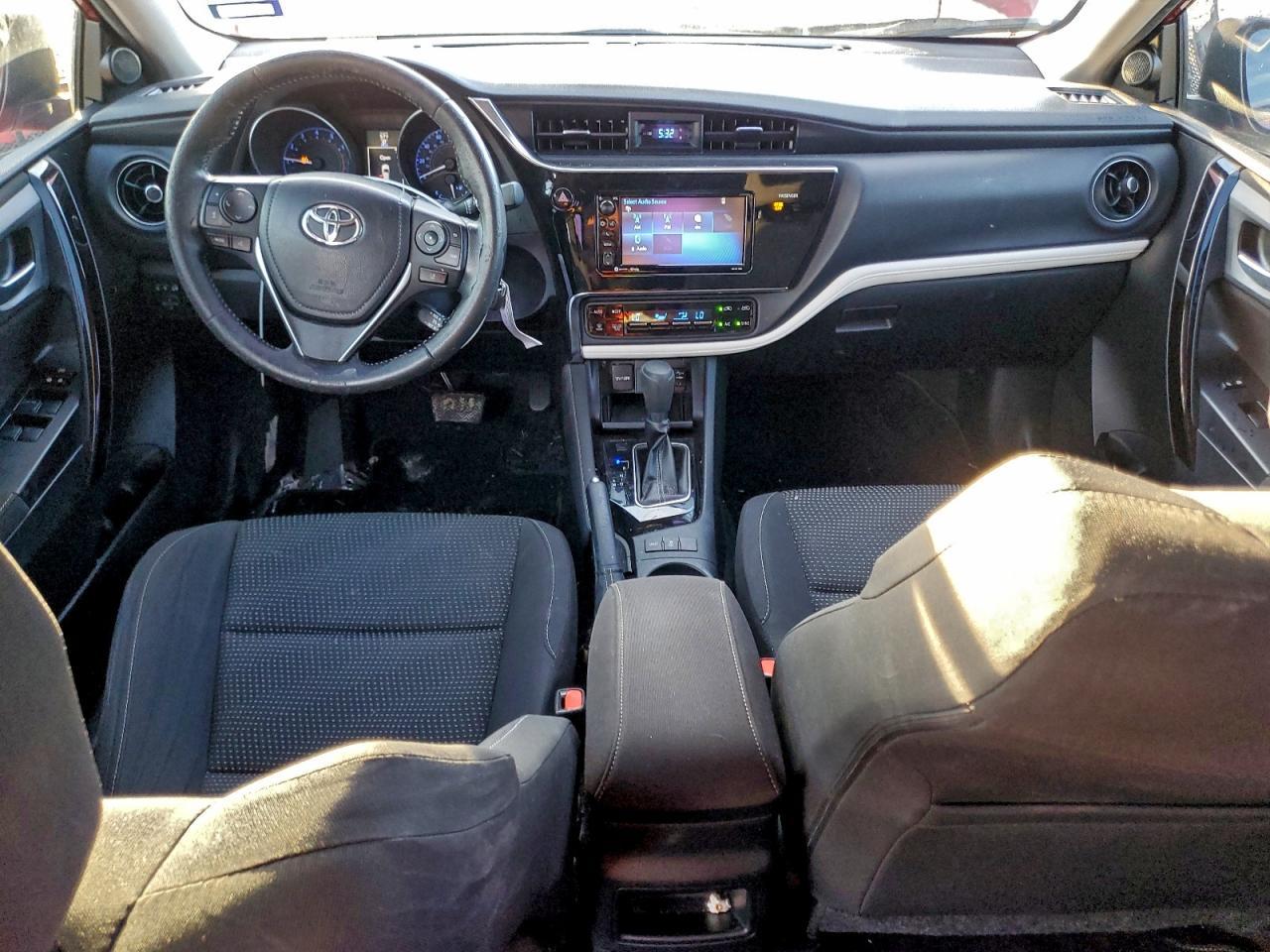 2017 TOYOTA COROLLA