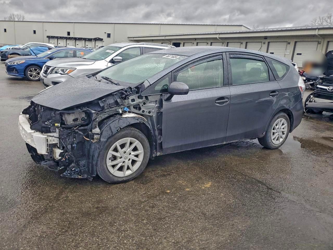 2014 TOYOTA PRIUS V