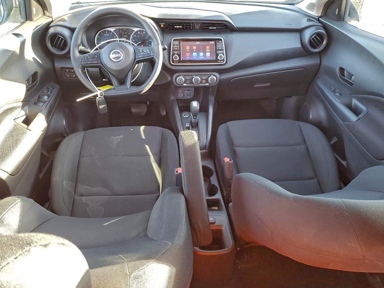 2025 NISSAN KICKS