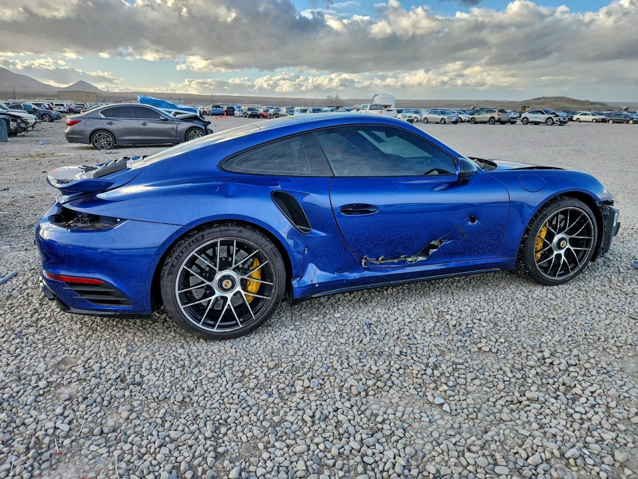 2018 PORSCHE 911