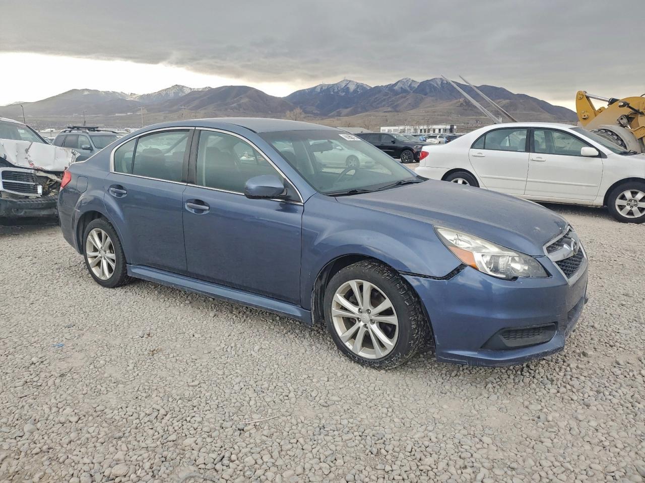 2013 SUBARU Legacy