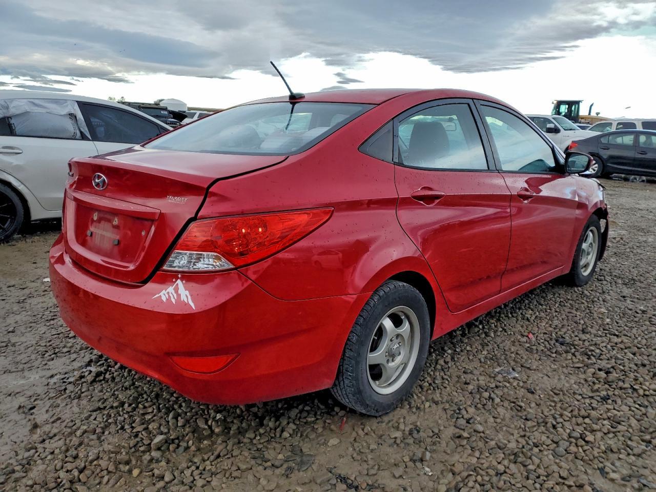 2012 HYUNDAI ACCENT