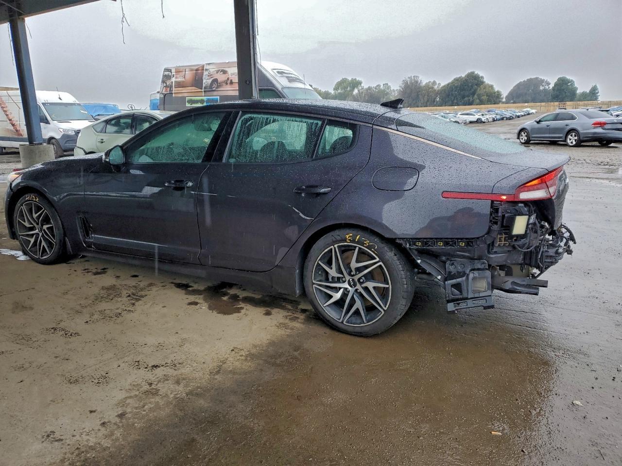 2022 KIA Stinger