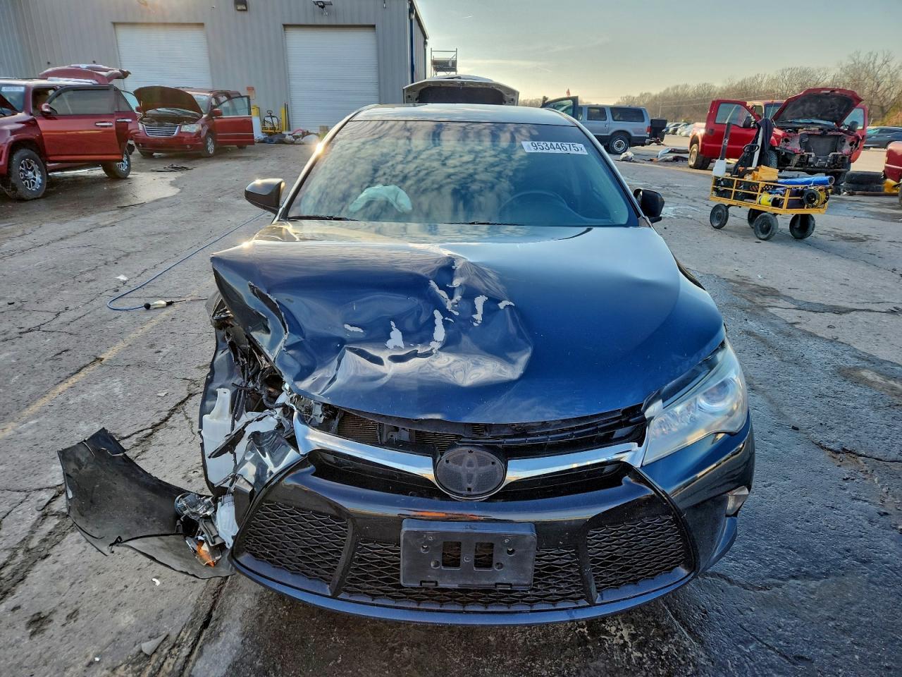 2017 TOYOTA CAMRY
