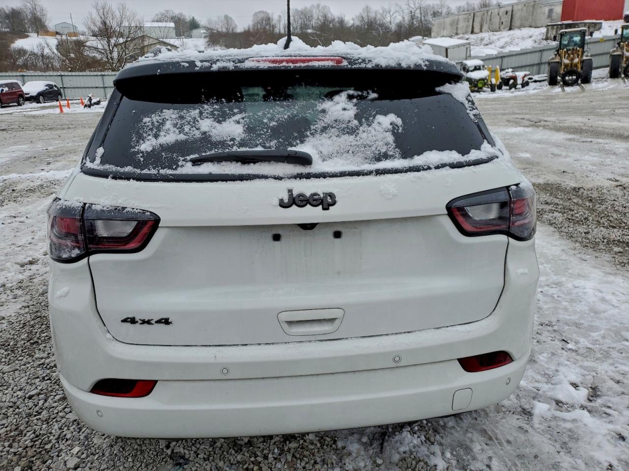 2023 JEEP Compass