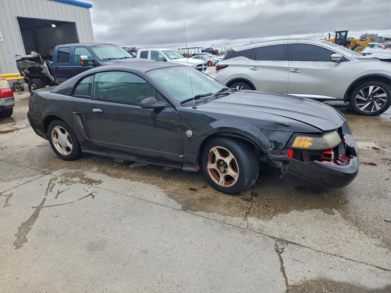 2004 FORD MUSTANG